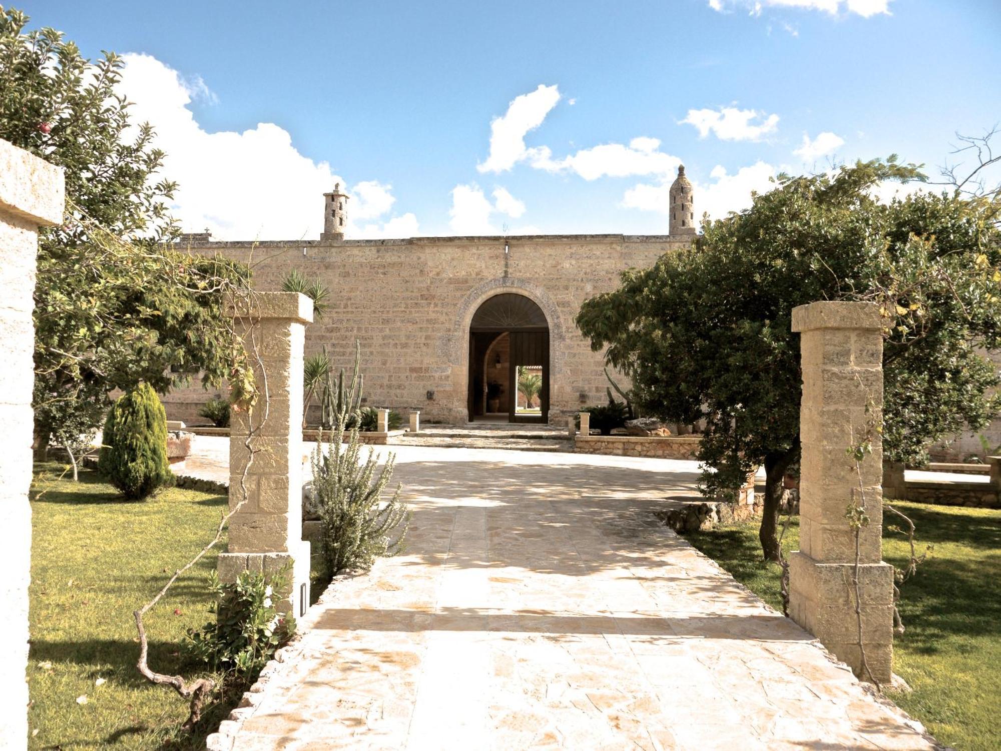 Tenuta Masseria & Spa Chicco Rizzo Sternatia Exterior photo